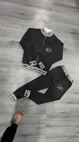 Siêu Phẩm Bộ Dài Tay - Bản Cổ Cao Hàng Hottt Cập Bến Chỉ 2xx Góc Trái Giỏ Hàng😁‼️#quanaoboypho #bothudong #thoitrangnam#xuhuongtiktok #bonithudong 