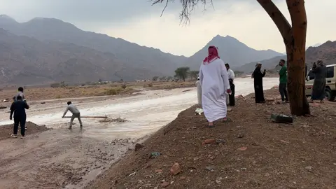 امطار تبوك اليوم مشاءالله الكريم #japan #explore #تبوك #ضباء #الخريطه 