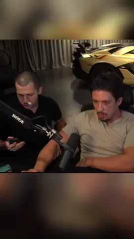 Cair num robô é o maior sinónimo de burrice