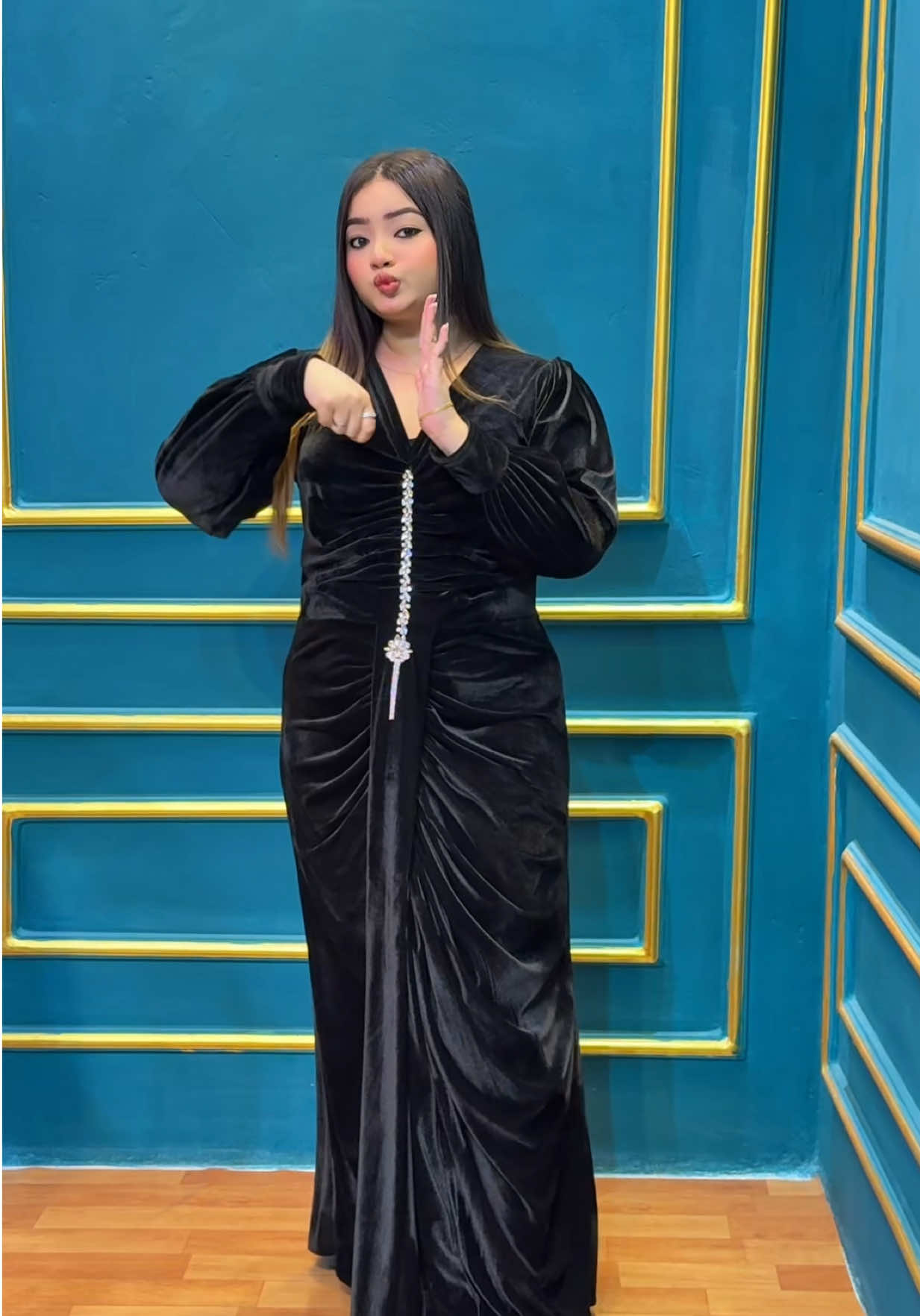 Designer bodycon gawn from@Meem’s Fashion House  🙆‍♀️ #sumaiyamimi #foryou #fyp #viral 