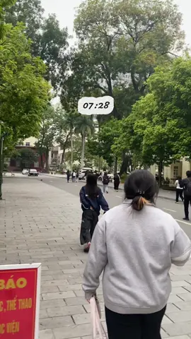 mụt ngày cuối tuần của người sắp không còn được lên trường đi học nữa 🥹