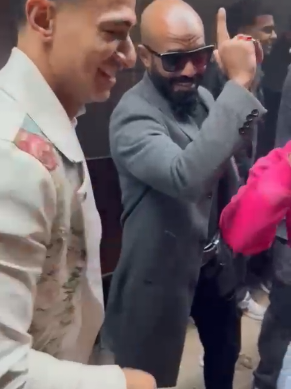 حبيب قلبي طبعا المعلم بتاعي الدسوقي 😂😂😂 #viral #شبيه_محمد_رمضان #شبيه_رفاعي_الدسوقي #ضحك😂 #الشعب_الصيني_ماله_حل😂😂 