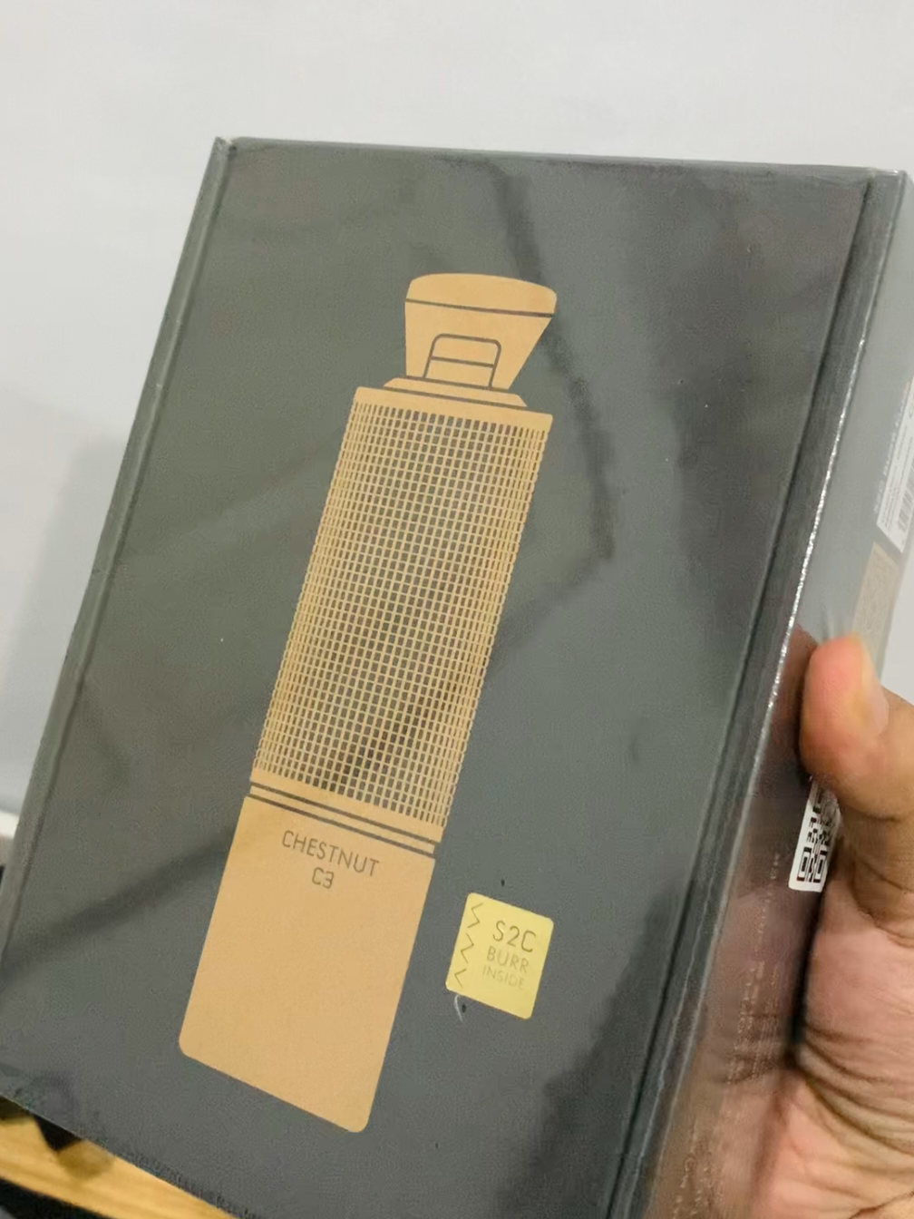 Gak sabar pengen nyobain grinder manual baru,  ngikutin rekomendasinya para shuhu perkopian tiktok😄 #timemorec3esppro #grindermanual #coffee 