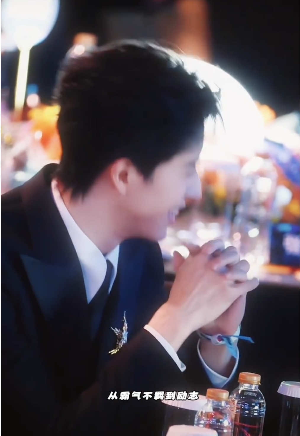 Reaction của ẻm khi coi đoạn giới thiệu về mình kiểu 🤣 Hít, bình tĩnh, thở ra nào 🤣🤣 #敖瑞鹏aoruipeng #敖瑞鹏arp #敖瑞鹏的微博 #敖瑞敖瑞鹏 #ngaothuybang_aoruipeng_ #ngaothuybang #aoruipeng_95 #ngaothuybang💖 #arp #ngaothụybằng  #batnhichithan 