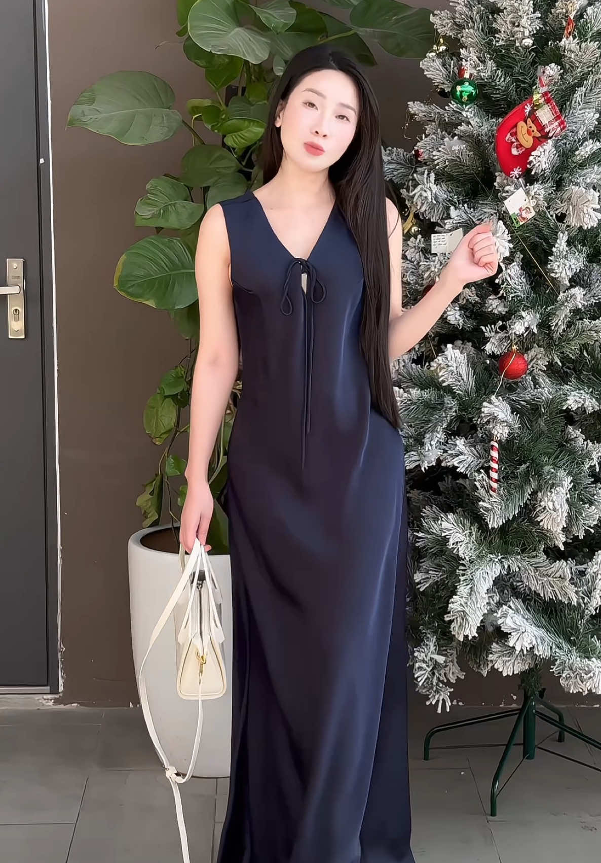 Váy lụa Tô Châu 3 màu xinh thật ạ 😍 #nguyentramanh 