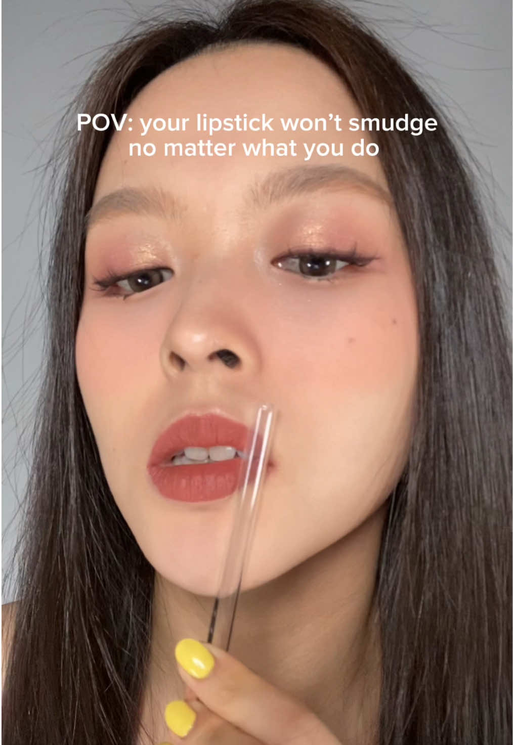 There’s no need to reapply #mattelips #lipstick #smudgeproof 