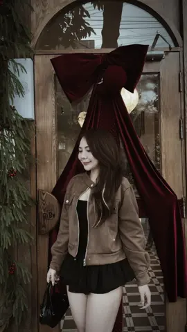 Ủa..ủa 🤔#aokhoacnu #aokhoacdalon#aokhoacxinh #fypシ゚ #thoitrangnu 