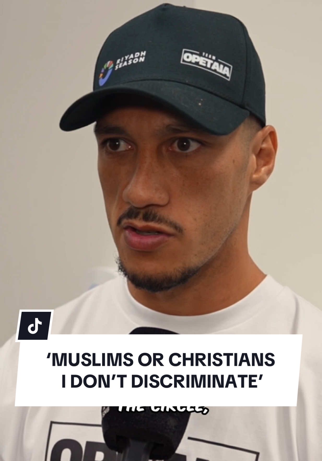 Muslims , Christian’s or seven Day Adventist brother… #jaiopetaia does not discriminate  . Watch live on UFC FIGHT PASS OR STAN SPORTS PPV  #boxing #britishmuslims #christians #adventist 