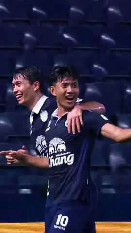 เสียดายลูกนี้มากพี่แบงค์ยิง โครตสวย แต่โดนริบประตูไปก่อน😅 #Bank10 #ศุภณัฏฐ์เหมือนตา #แบงค์ศุภณัฏฐ์ #banksuphanat #บุรีรัมย์ยูไนเต็ด🏰💙⚡ 