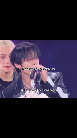 aún se escucha mi llanto o le subo más a la música? #straykids #leeknow #bangchan #skzstay 