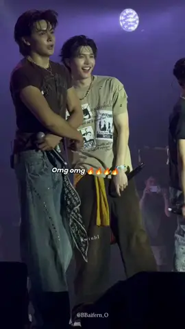 P'PERTH ngồi xem ở nhà các anh ơi.. Tata rén 🤣🤣🤣 #perthsanta #joongarchen #pondphuwin #aouboom #jasper 