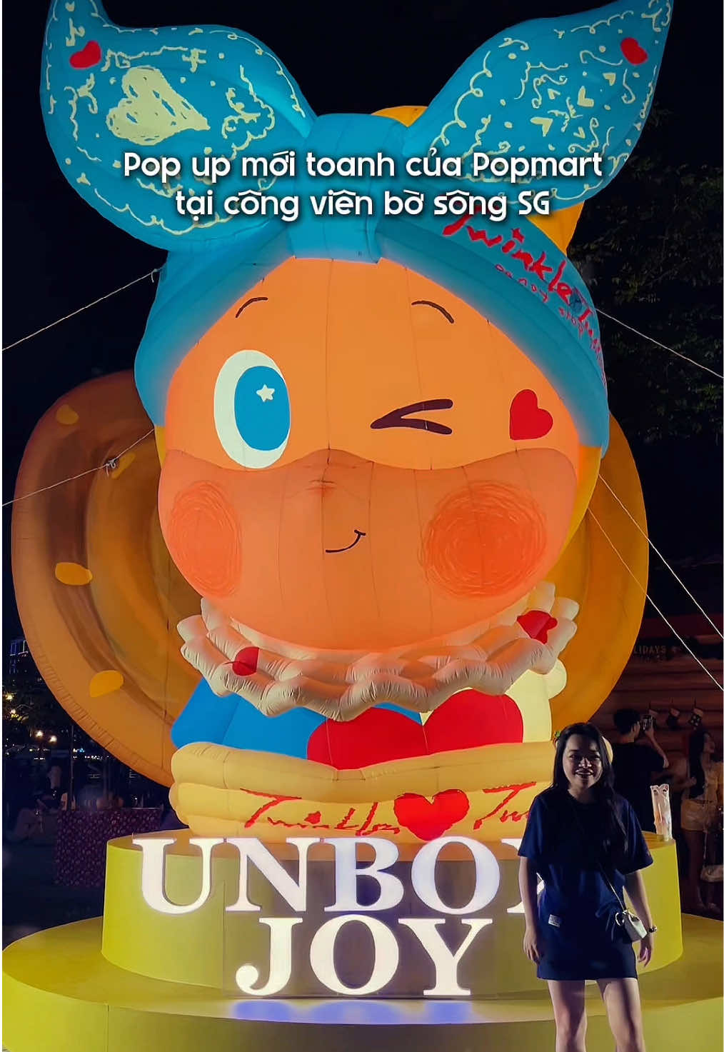 Pop up store mới toanh dịp Giáng Sinh của Popmart 🌟 #neidichiuu #popmart #twinkletwinkle #labubu #congvienbosongsaigon 