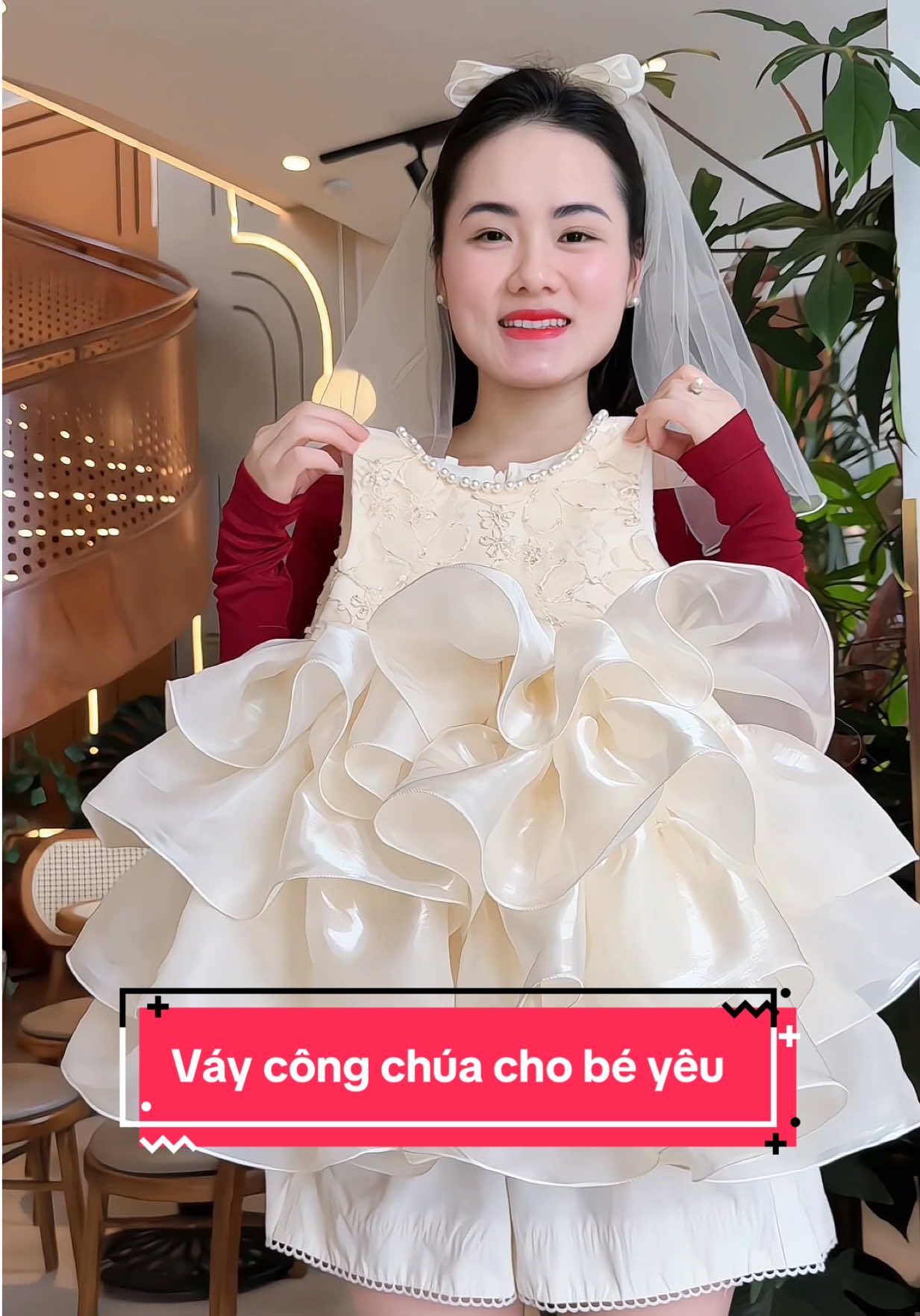 Váy công chúa cho bé#duongnhim #quanaotrecon #vaychobe #vayxinh #vaycongchua 