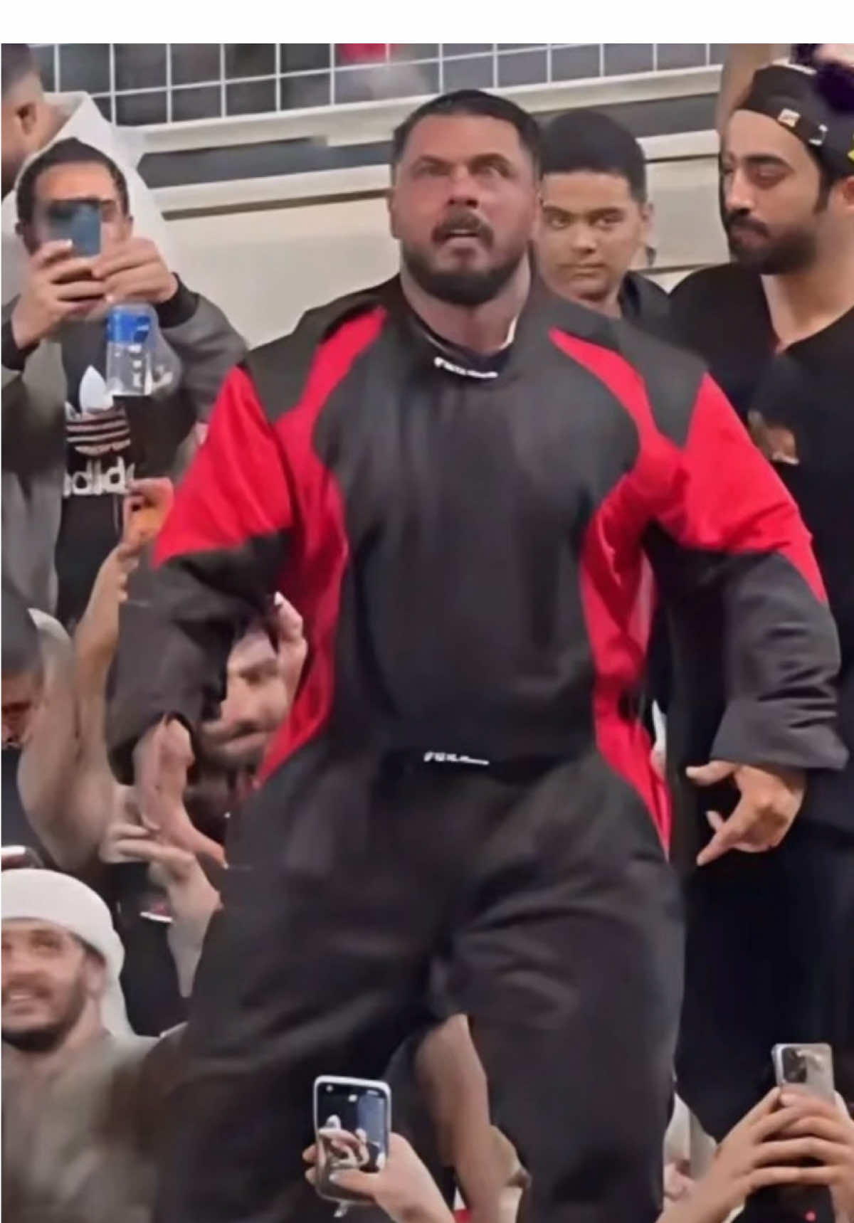 مبروك الفوز ابو محمد هشام الملا 🥇التورة ماله حل يحتفل وهو خسران والمصيبة هشام صدم بعد النهاية بدال ما يتطمن عليه !؟ لكن تستاهل يصير شكلك مضحك @محمد التوره #هشام_الملا #كورفت #GTR #البحرين #السعودية  @GOLDEN LIFE  @GOLDEN LIFE  @GOLDEN LIFE 