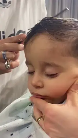 Vii la tuns, te fură somnul și te trezești fresh 🤣@arghir.robert @valentindobre04 