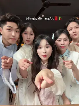 Mua đồ tết chưaaa? #tet #banbe 