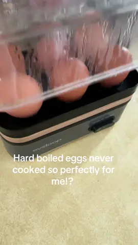 If you burn boiled eggs or forget about them… this is your breakfast lifesaver 🍳 The EVLOOP Egg Cooker makes six perfect eggs every time — no boiling water, no timer, no stress. Just plug it in and walk away. Game changer for meal prep mornings. #giftideas #hardboiledeggs #TikTokMadeMeBuyIt #mealprep #giftforher 