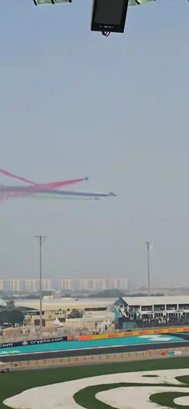 AL FURSAN AIR DISPLAY over @Yas Marina Circuit 🛩  #alfursan #airdisplay #yasmarinacircuit #abudhabi #f1tiktok 