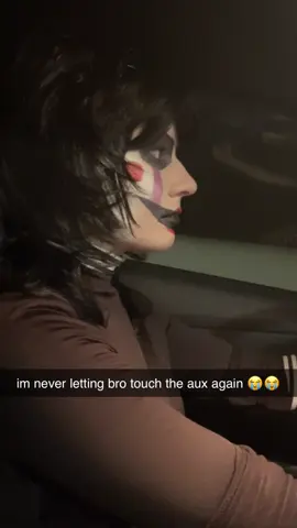 My music taste is peak, y’all just don’t get it 😮‍💨 #fnaf2 #fnaf #fivenightsatfreddys #fnafcosplay #thepuppet 