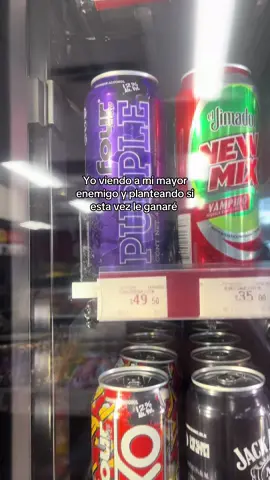 Mi mayor enemigo en la fiesta y mi rivalidad buscada en un Oxxo #fiestaparty #fourloko #gammajack #doors #oxxo 