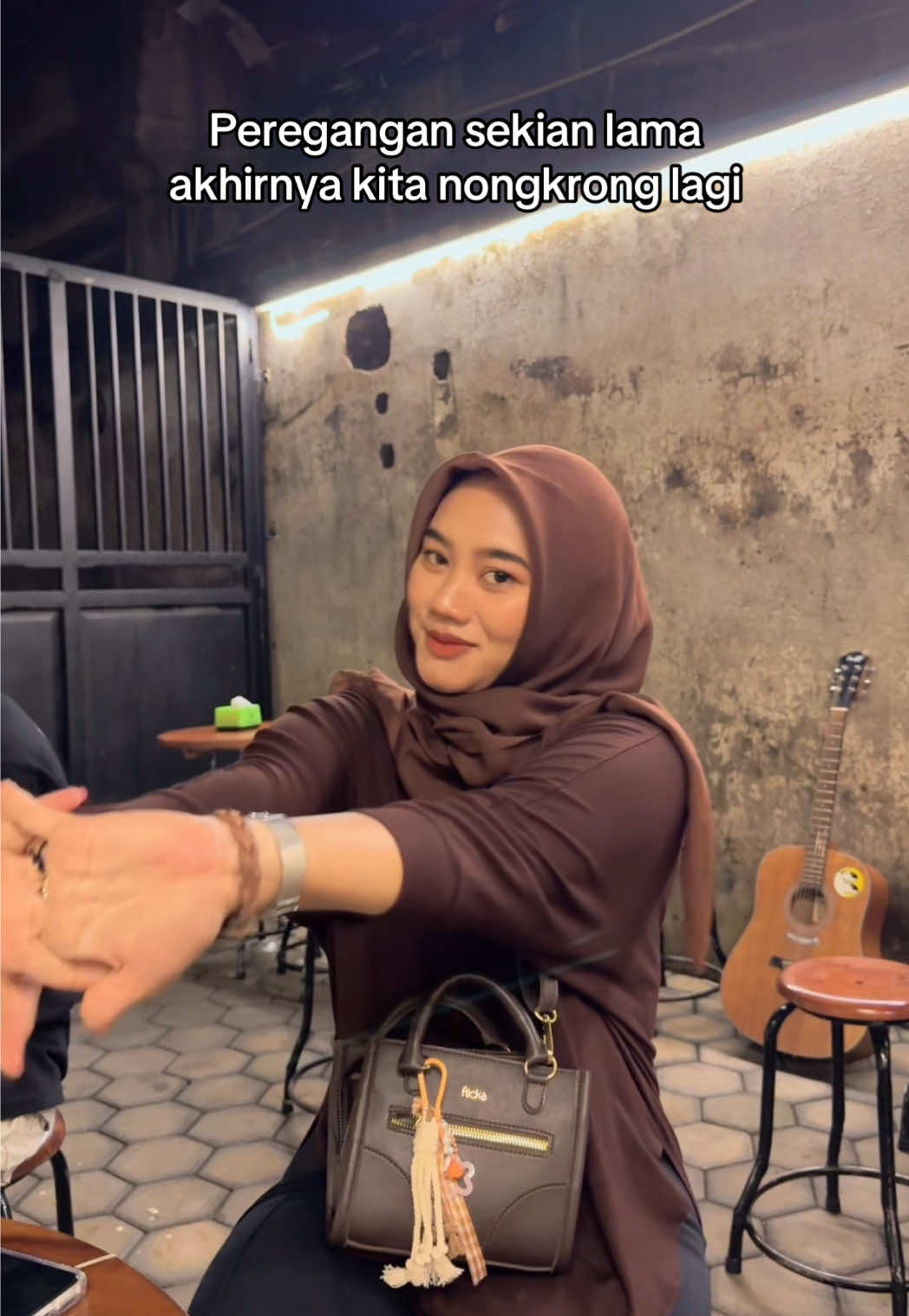 @Lailanamanya @deviayups_ #fyp 