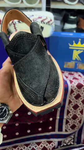 Visit khan shoes lee market dudh Mandi karachi ❤️ #khanshoesofficial #viralvideo #fypシ #goviral #foryou 