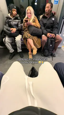 😭😭😭 #fyp #phone #prank