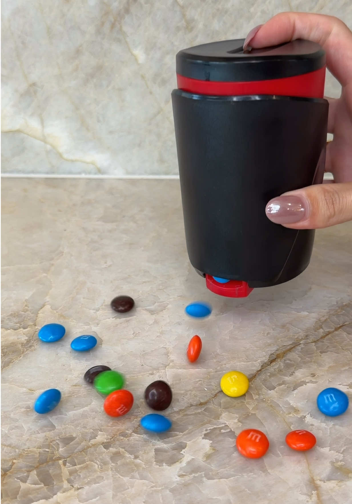 🔗In Bio! Portable Snack Dispenser ❤️ #amazonhome #snacklover #amazongadget #founditonamazon #snackdispenser 