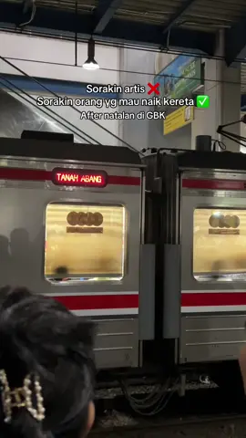 Serba serbi banget😭  #krl  #kai #commuterline #natal #tiberias 