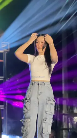 Sesszz 👌🏻 #karnavalrejoagung #karnavaljombang #foryou #fyp #tiarajelita @tiaara.jelitta 