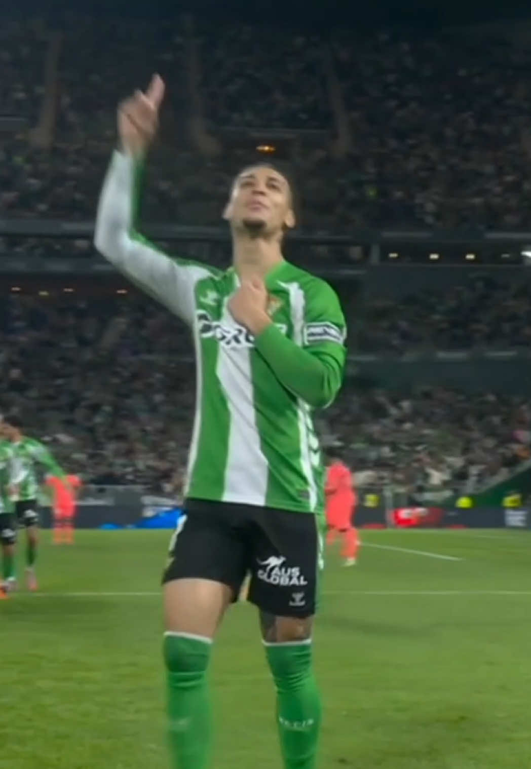 #ANTONY GIVES BETIS AN EARLY LEAD OVER BARCELONA 👀 #LALIGA #futbol #football #Soccer 