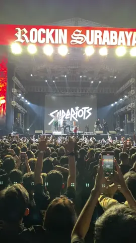 🤘#superiots #rockinsurabaya