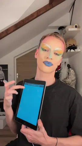 Makeup color random, et croyez moi c’est de l’art…! 🌟 #dragqueen #makeupchallenge 