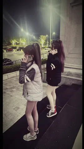 chưa lớn còn bé 