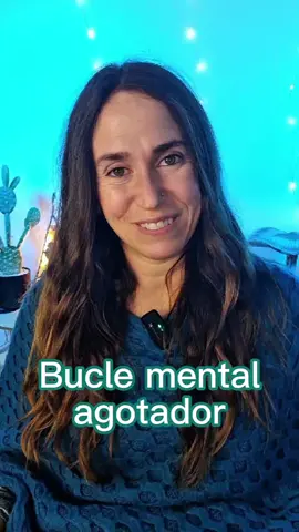 A veces no estás cansado… estás saturado. Tu mente necesita moverse, no para hacer más, sino para reiniciarse. 🌤️ Sal un momento, aunque no tengas ganas. Tu energía no vuelve descansando… vuelve respirando. 💬 Cuéntame en comentarios: ¿te ha pasado esto últimamente? 👣 Únete al grupo Tranquilitos SA (link en la bio) si quieres aprender a salir de estos bucles y volver a sentirte tú. 💛 Sígueme para más consejos que calman la mente y despiertan la calma. #mindfulness #estrés #fatigamental #cuidatumente #bienestaremocional 