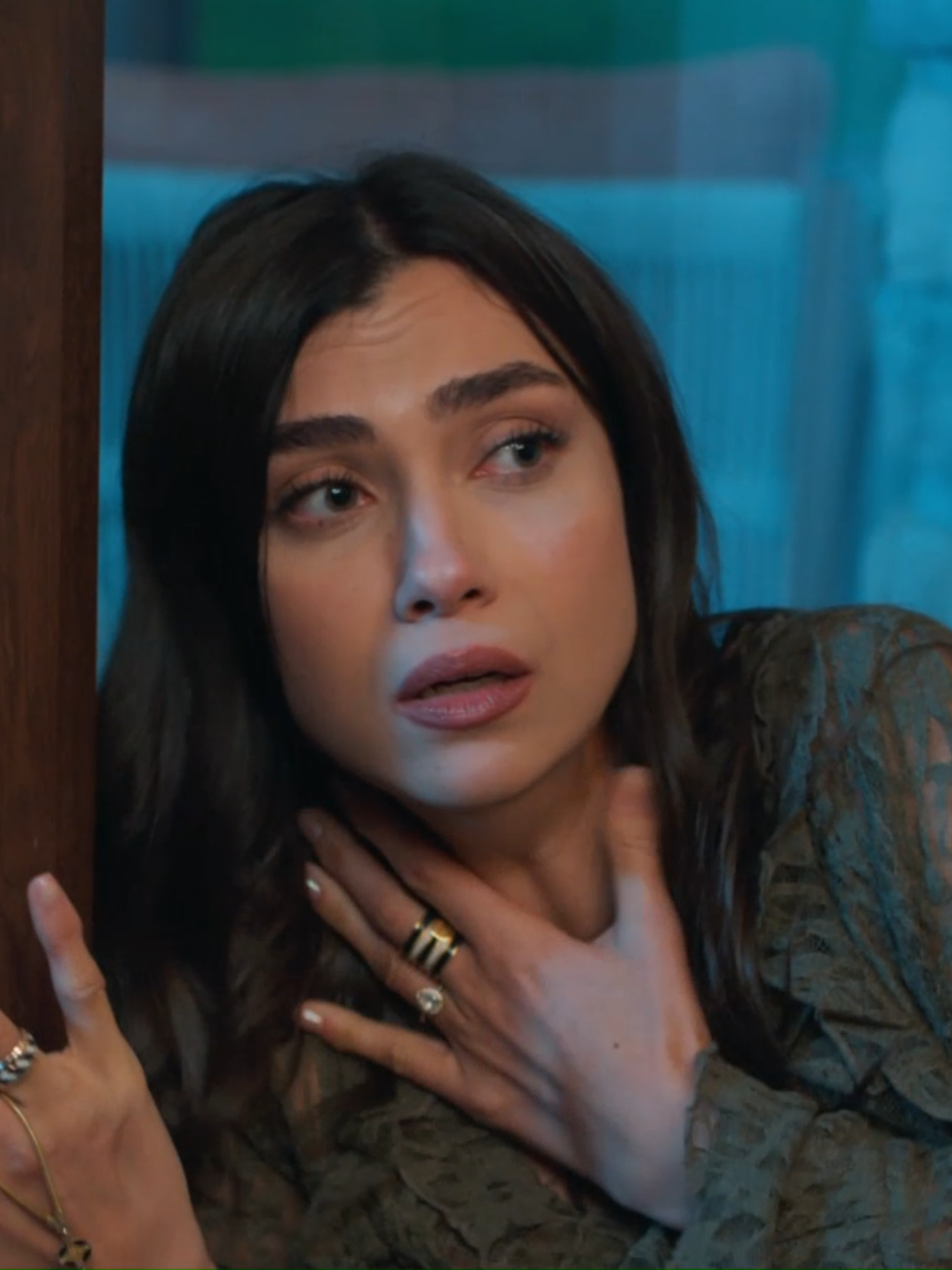 Yer fıstığı alerjisini kullanarak işkence etti! #GüllerVeGünahlar #Neİzlesem #TurkishSeries #TürkDizileri