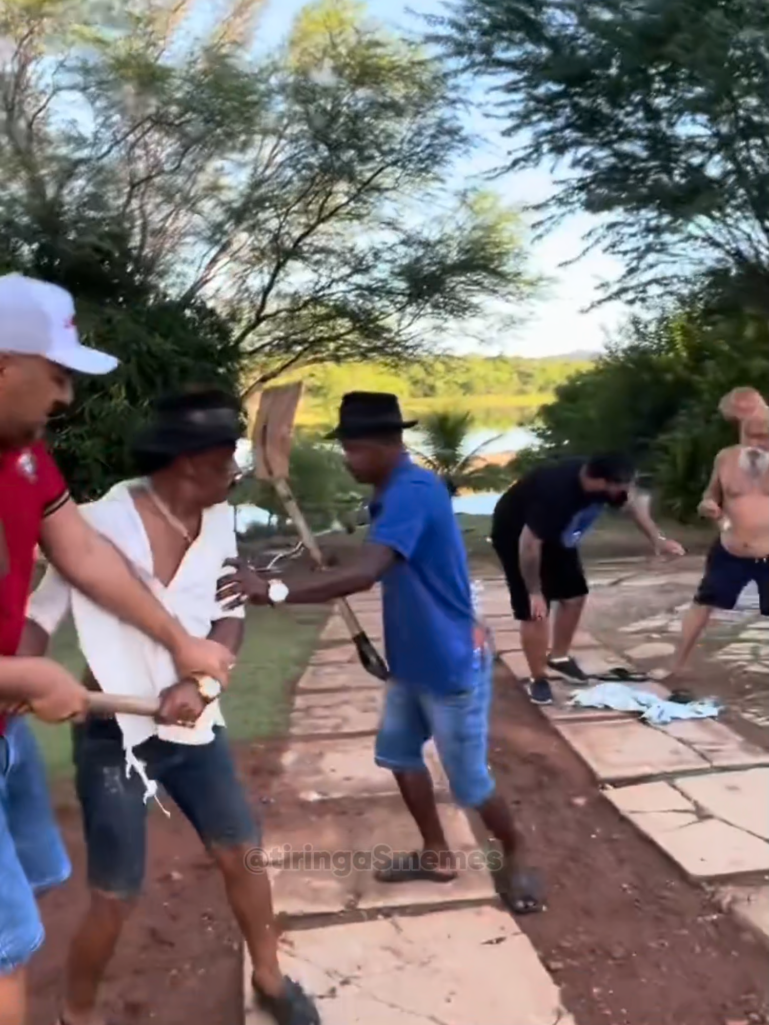 Tiringa não vai entregar a chácara de bandeja para Luiz do Som kkkkk  #tiringa #comediaselvagem #humor #comediahumor #comedia #meme #memes