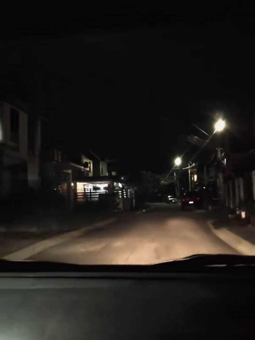 Prank mo na ulit sila. Kunwari may lakad kayo ni ate 😂 #NightRoadTrip  #NightDriving  #LadyDriver 