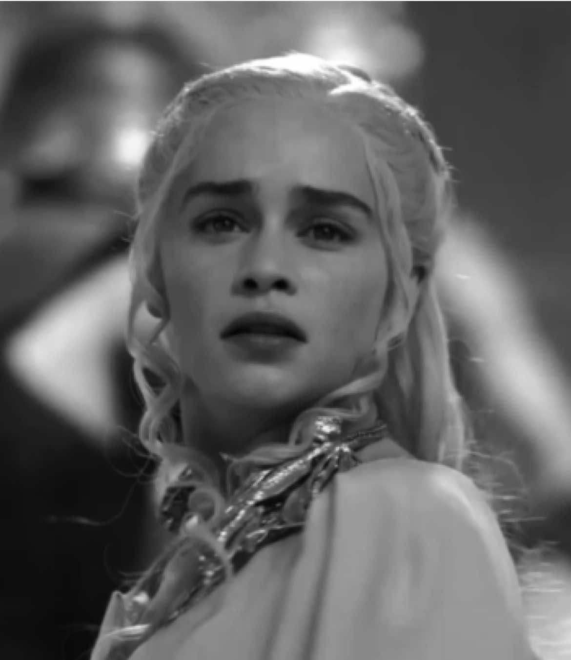 She was the prettiest this seasonn #gameofthrones #season5 #emiliaclarke #drogon #daenerystargaryen 