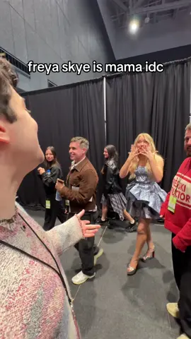 i live 4 her #freyaskye @Freya Skye #jingleball 