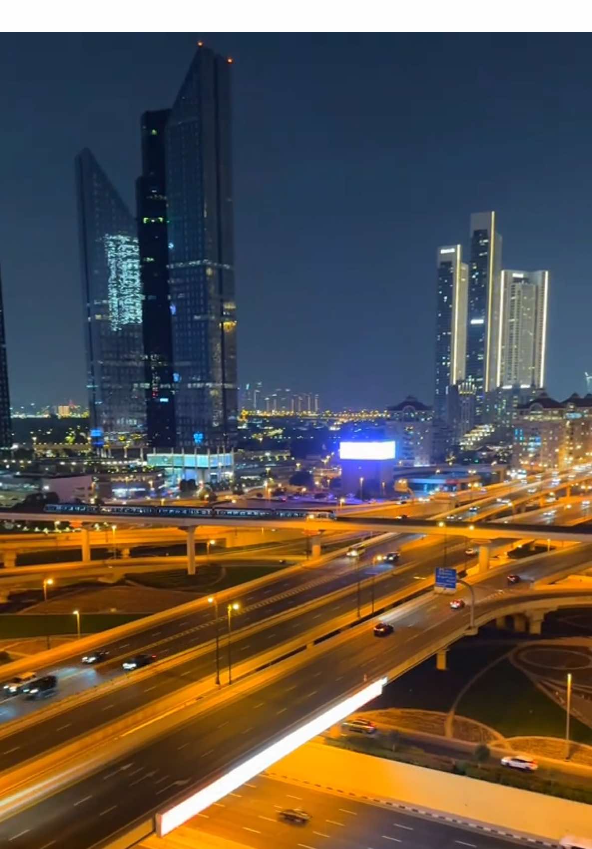 #uae🇦🇪🇦🇪🇦🇪tiktok💕❤️💕❤️ #downtown #uae🇦🇪 