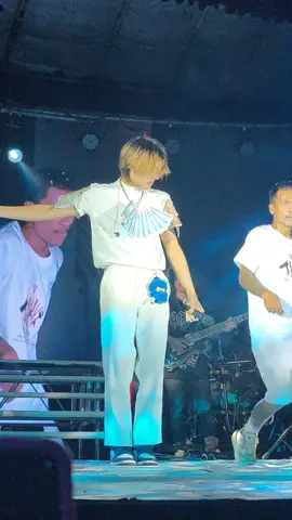 #ချစ်စရာလေး🥰🥰 #အောင်ဇမ္ဗူဇာတ်သဘင် #မြောင်းမြမြို့ပထမည🥰 #တဘောင်ထူးကာပင်အောင်ဇမ္ဗူလာရင်အောင်မြင်စီးပွားတိုးစေသား 