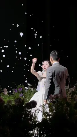 😂😂😂 Cô dâu kiểu đang tuổi ăn, tuổi chơi đột nhiên phải kết hôn. 😂😂😂