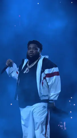 SAD TO SAY I WONT BE ATTENDING HIS TOUR THIS YEAR 😩@Rod Wave 