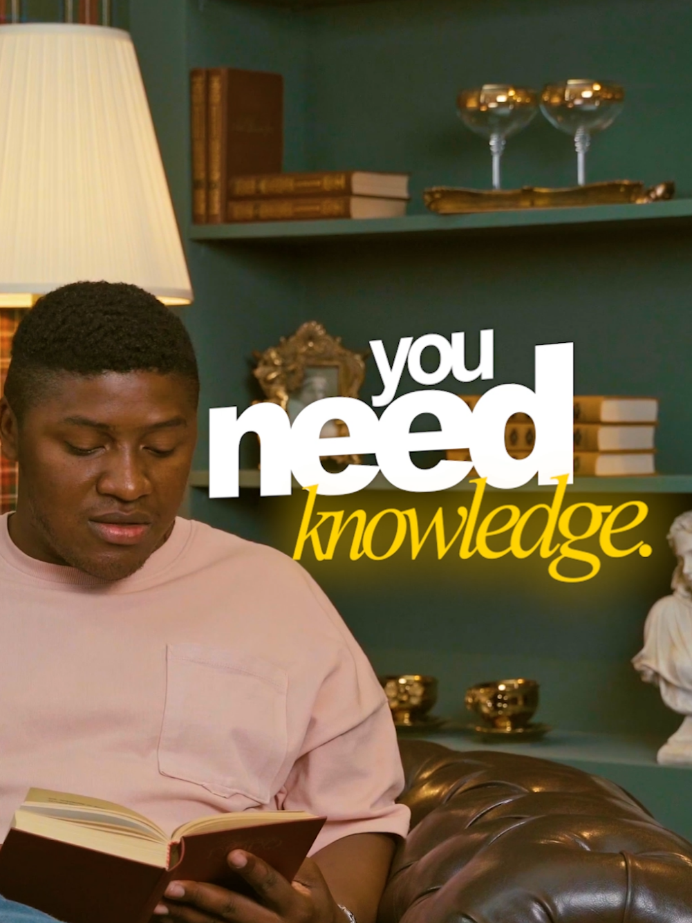 إذا أردت الدنيا والأخرة فعليك بالعلم. #fyp #motivation #quotes #العلم #عمر_عبد_الكافي 