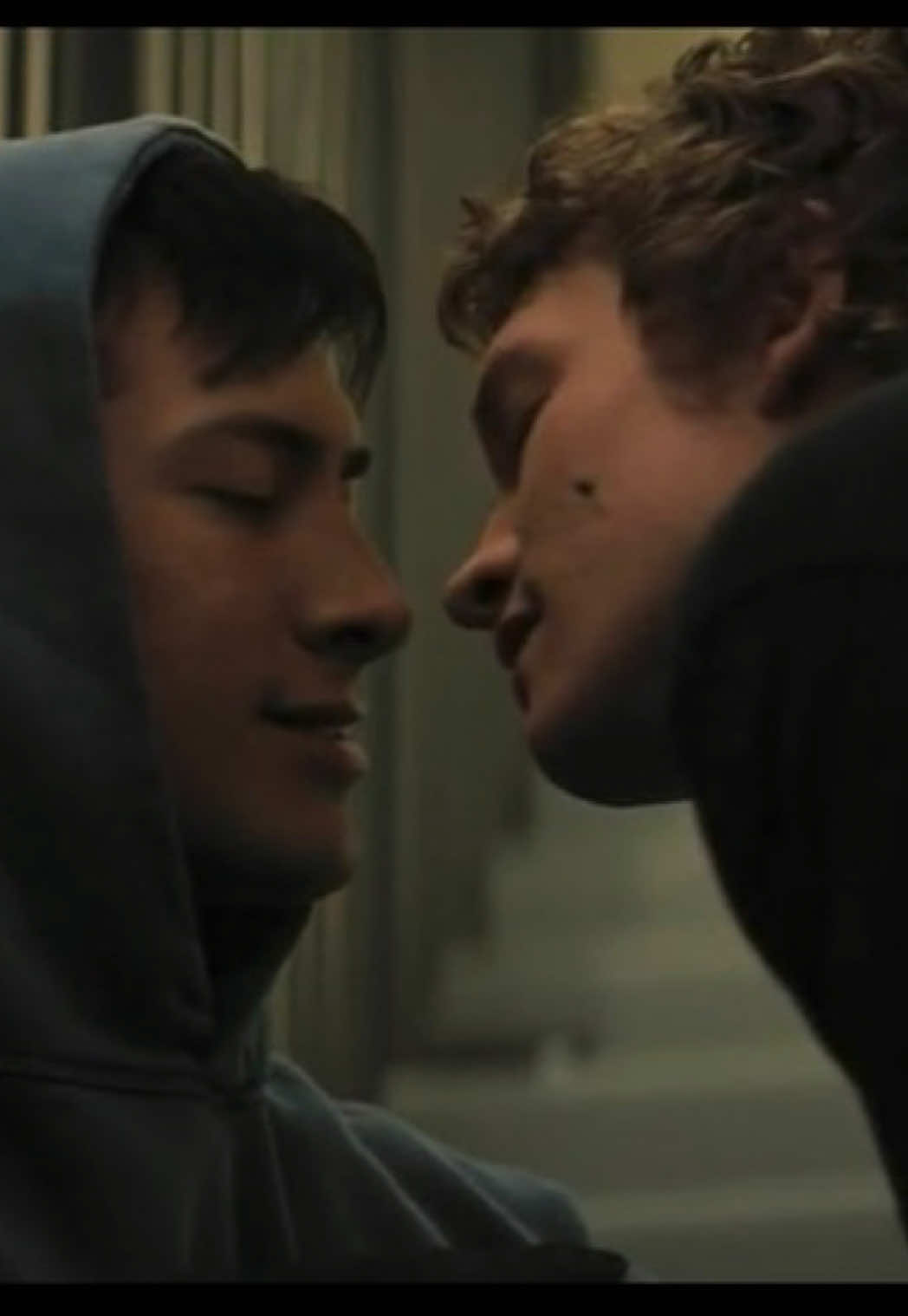 #HEATEDRIVALRY || nauseous- conan gray ~ you can’t tell me this ISNT THEIR SONG omg im so invested rn #ilyarozanov #shanehollander #fyp #hbomax 