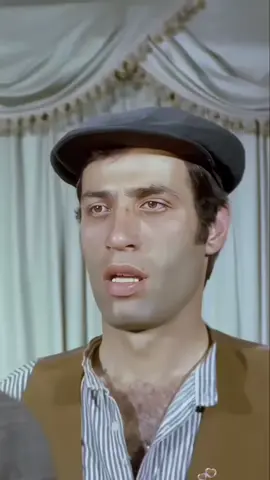 Babamda bunun gibi kuş muydu😂#anılar#kemalsunal#komedi#viralreplikler#kemalsunalreplikleri