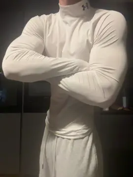 #white #tall #biceps #posing #fyp  