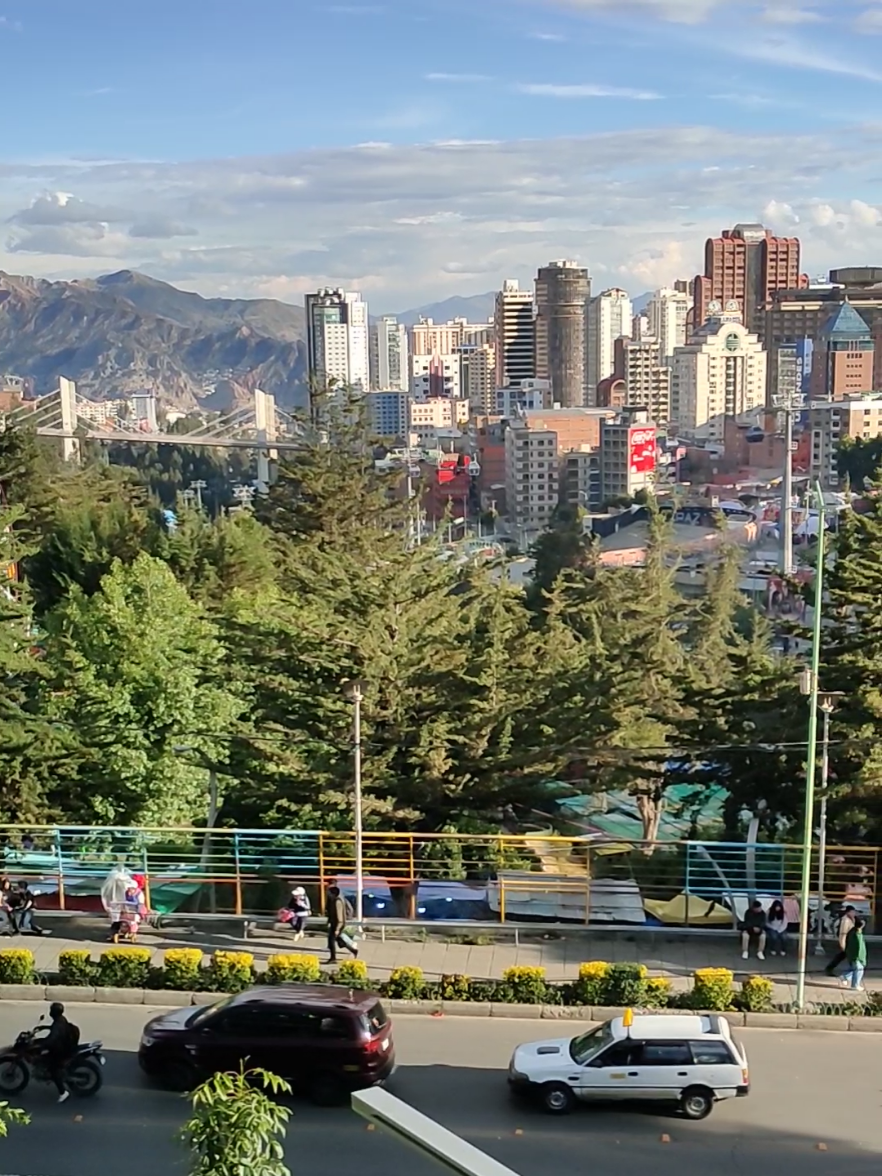 hermosa vista desde La Paz 😍  #lapaz_bolivia🇧🇴 #bolivia🇧🇴 