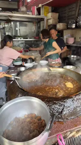 Um Grude de 50 anos de puro sabor!